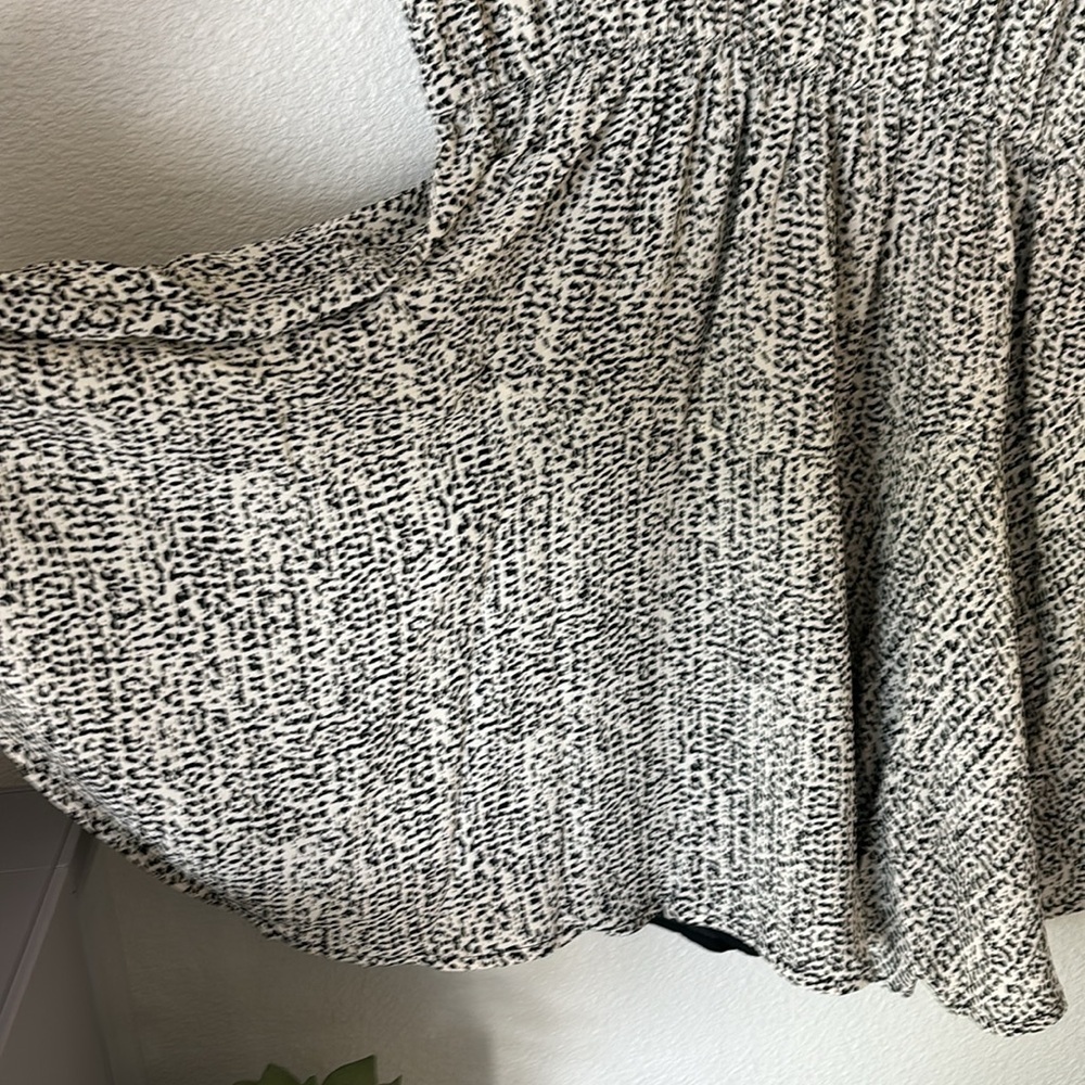 Three Eighty Two White Black Lila Abstract Dress Small - Picture 7 of 8